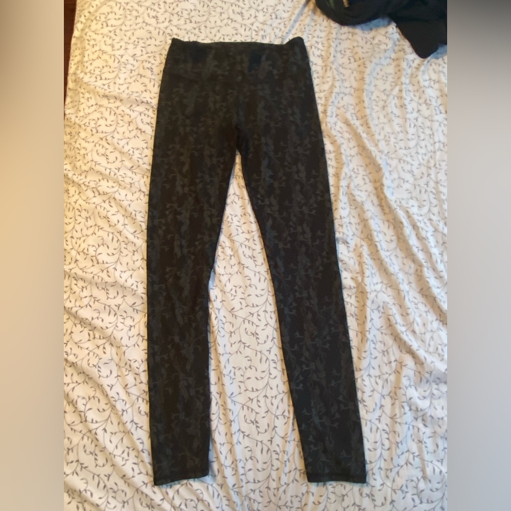 Fabletics printed leggings